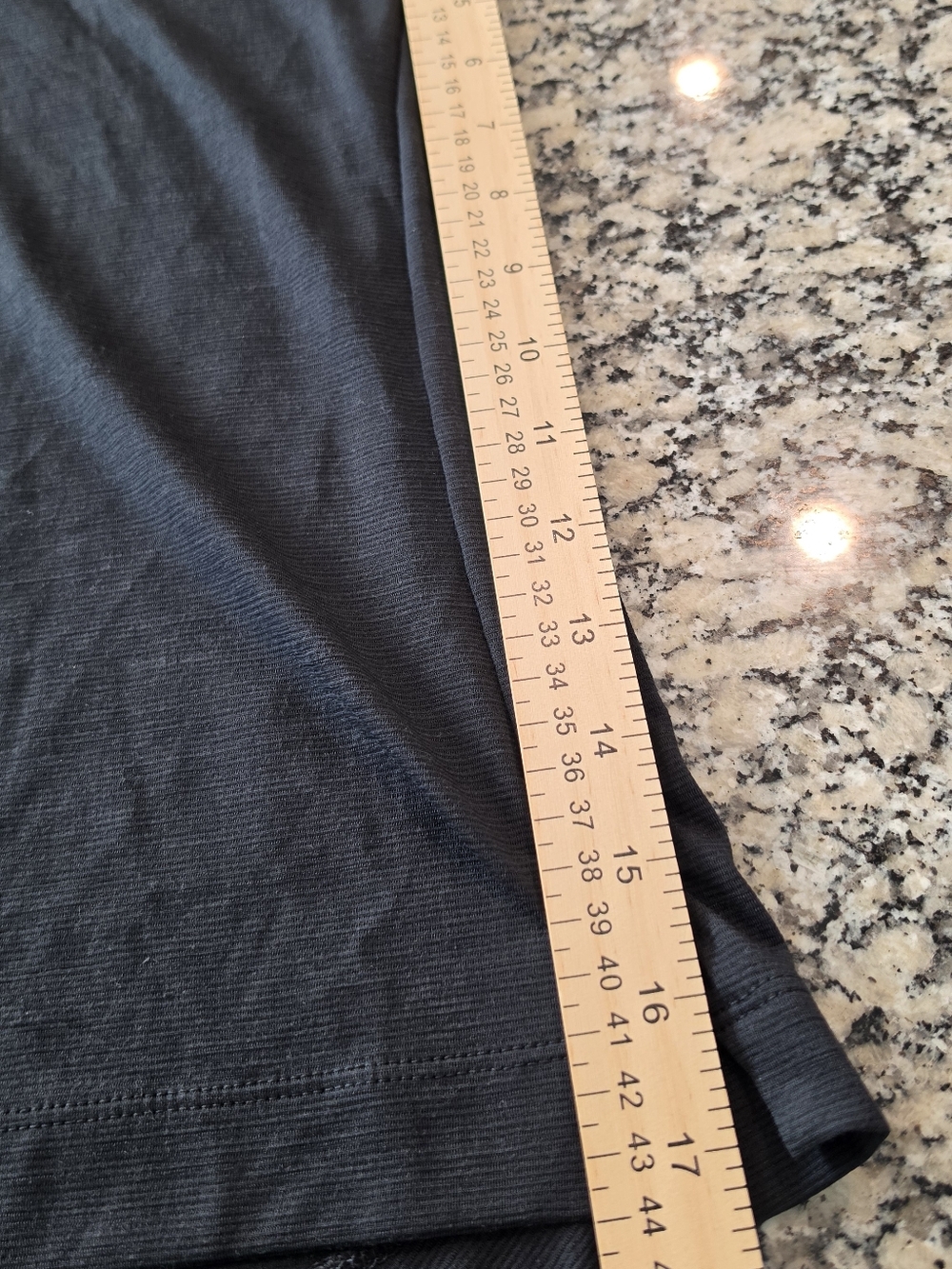 Lolë Performance Wool Tank Top Small Black Merino Blend Athletic Activewear NWT - Picture 10 of 10